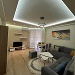 Condor Center Luxury Apartment Tirana